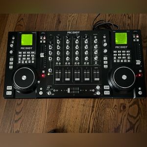 Prodigy B52 mixer